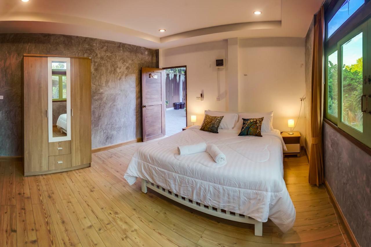 קו לנטה Tonmai Suites מראה חיצוני תמונה