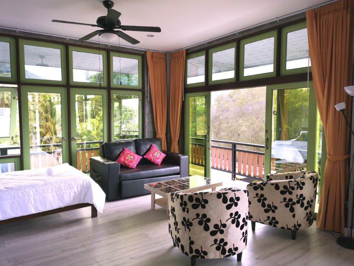 קו לנטה Tonmai Suites מראה חיצוני תמונה